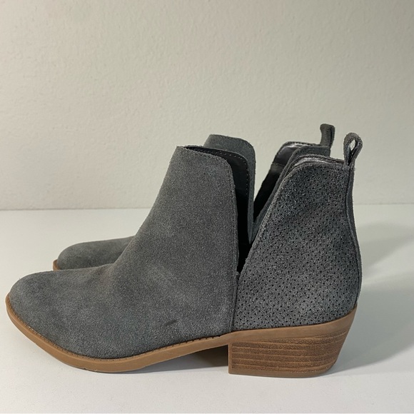 Steve Madden Leather Salado Boot - Picture 7 of 13